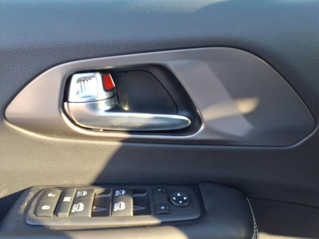 2026 Chrysler Voyager VOYAGER LX