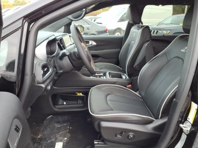 2026 Chrysler Pacifica PACIFICA LIMITED