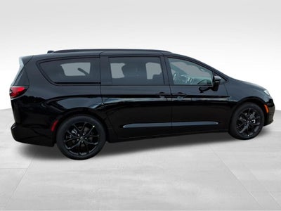 2026 Chrysler Pacifica PACIFICA LIMITED