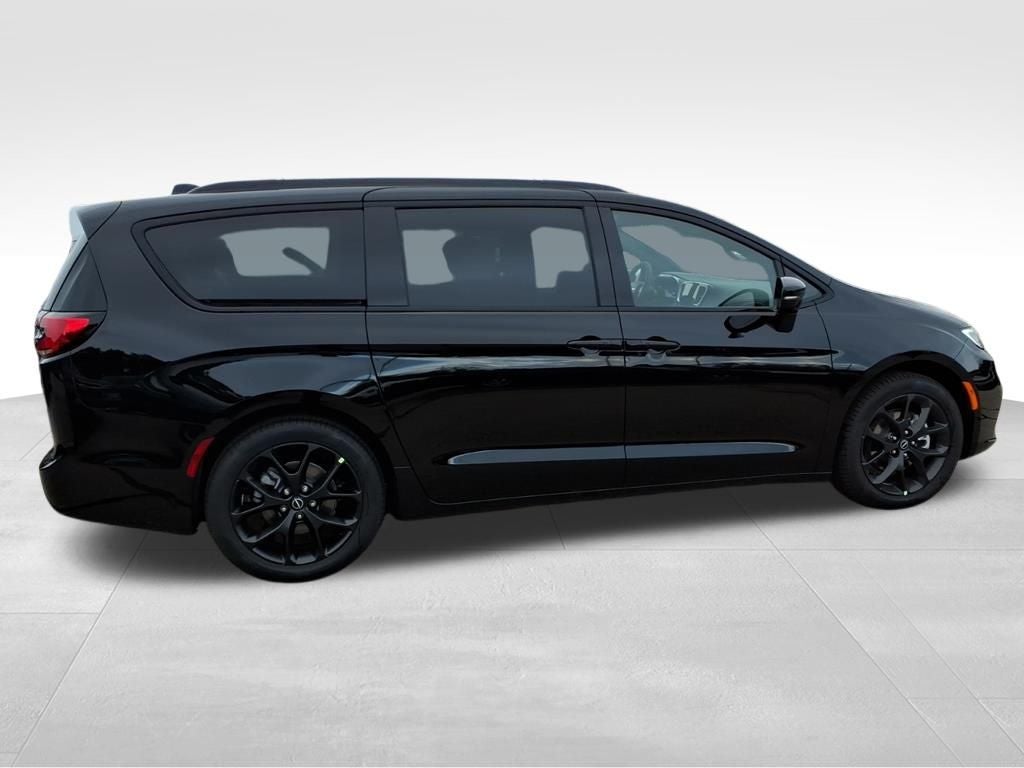 2026 Chrysler Pacifica PACIFICA LIMITED