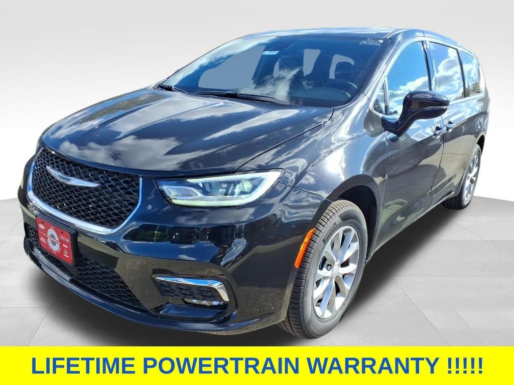 2026 Chrysler Pacifica PACIFICA SELECT AWD