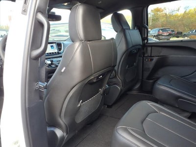 2026 Chrysler Pacifica PACIFICA SELECT AWD