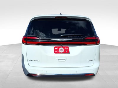 2026 Chrysler Pacifica PACIFICA SELECT AWD