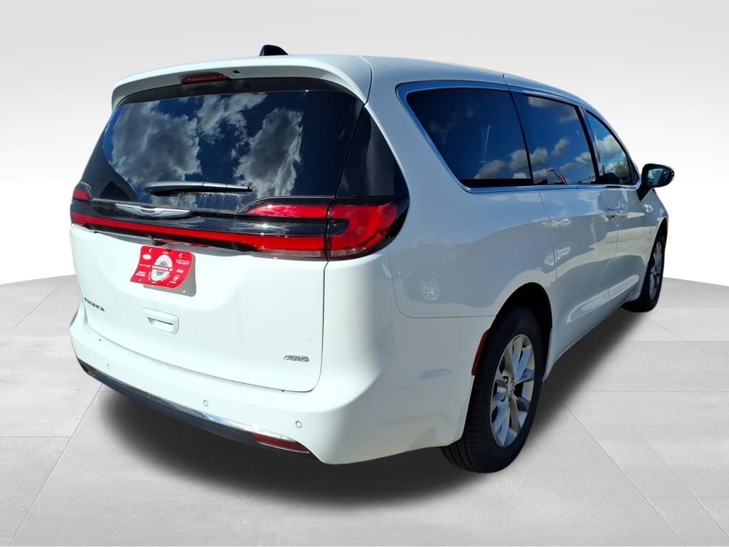 2026 Chrysler Pacifica PACIFICA SELECT AWD