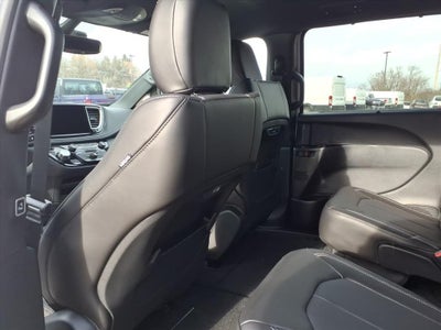 2026 Chrysler Pacifica PACIFICA SELECT AWD