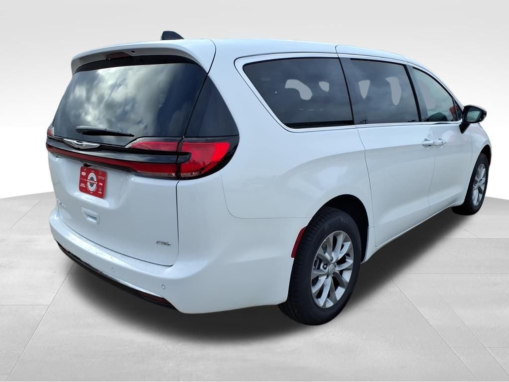 2026 Chrysler Pacifica PACIFICA SELECT AWD