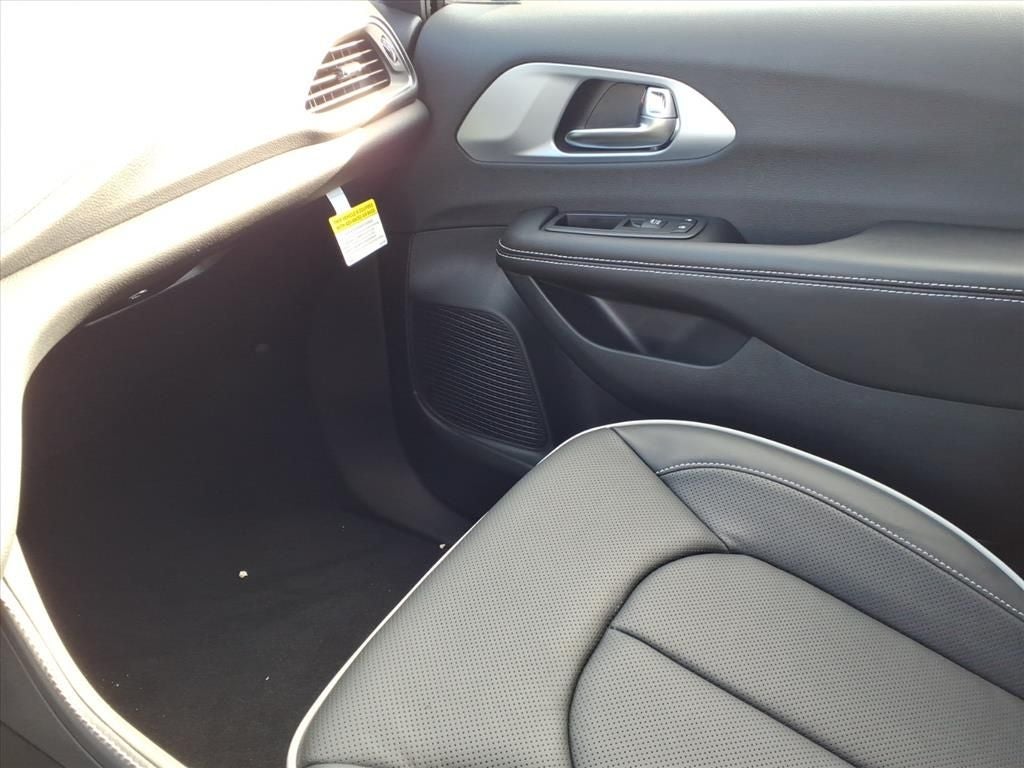 2026 Chrysler Pacifica PACIFICA LIMITED AWD