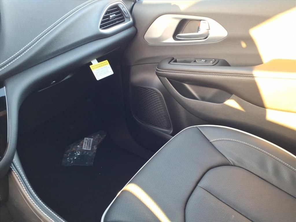 2026 Chrysler Pacifica PACIFICA LIMITED AWD