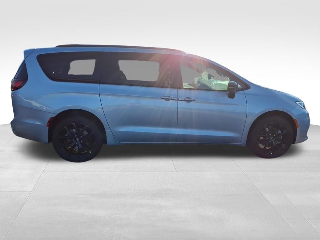 2026 Chrysler Pacifica PACIFICA LIMITED AWD