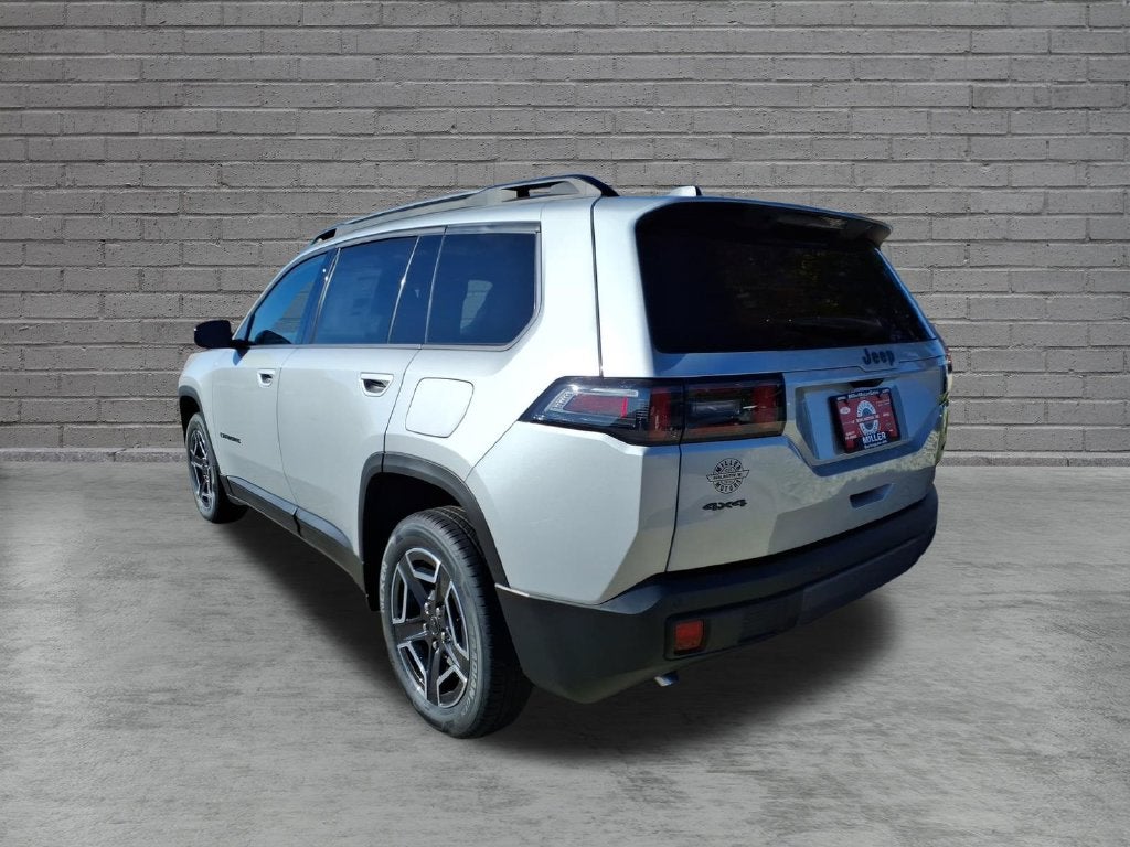 2026 Jeep Cherokee CHEROKEE LAREDO 4X4