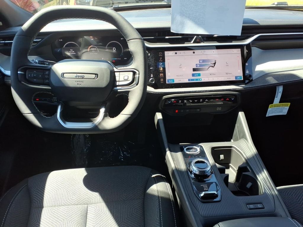 2026 Jeep Cherokee CHEROKEE LAREDO 4X4