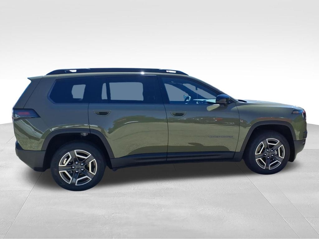 2026 Jeep Cherokee CHEROKEE LAREDO 4X4