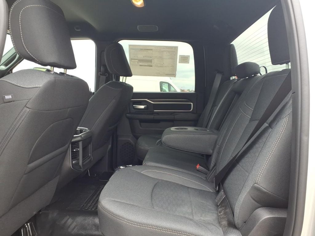 2026 RAM Ram 3500 RAM 3500 BIG HORN CREW CAB 4X4 6'4' BOX