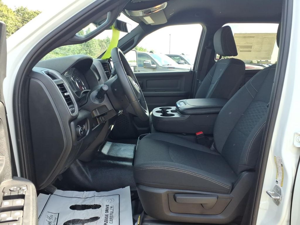 2026 RAM Ram 3500 RAM 3500 TRADESMAN CREW CAB 4X4 8' BOX