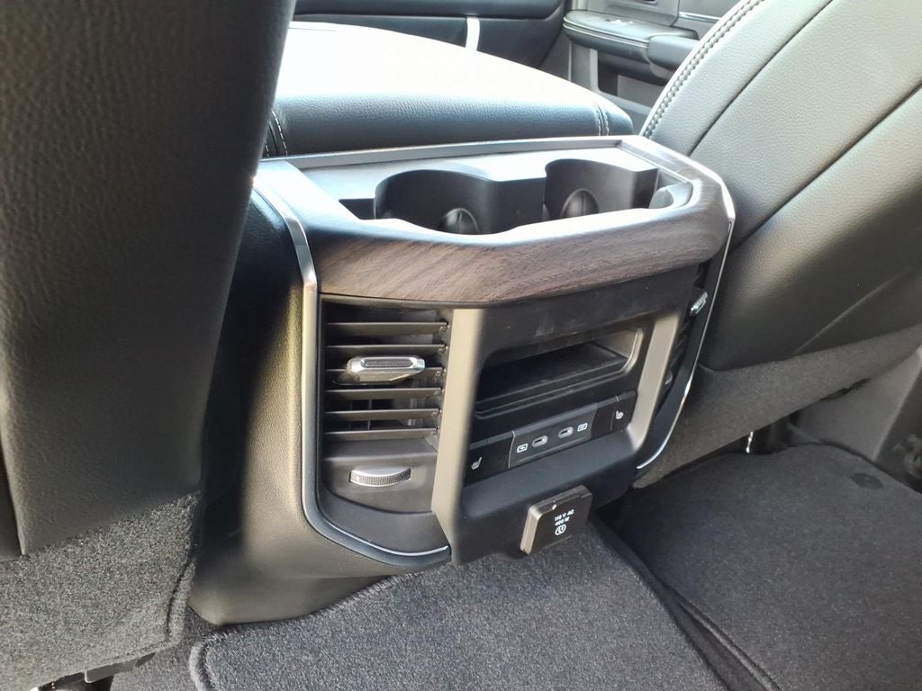 2026 RAM Ram 3500 RAM 3500 LARAMIE MEGA CAB 4X4 6'4' BOX