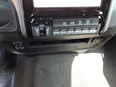 2026 RAM Ram 3500 RAM 3500 TRADESMAN CREW CAB 4X4 8' BOX