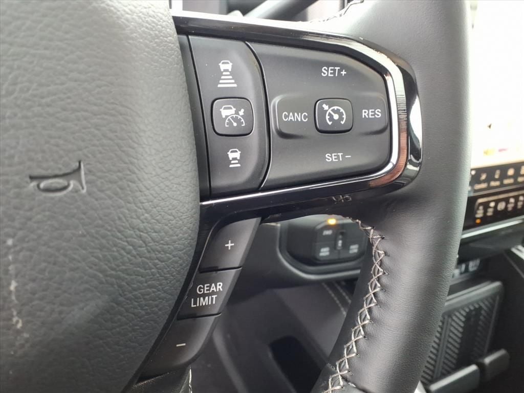 2026 RAM Ram 3500 RAM 3500 LIMITED CREW CAB 4X4 8' BOX