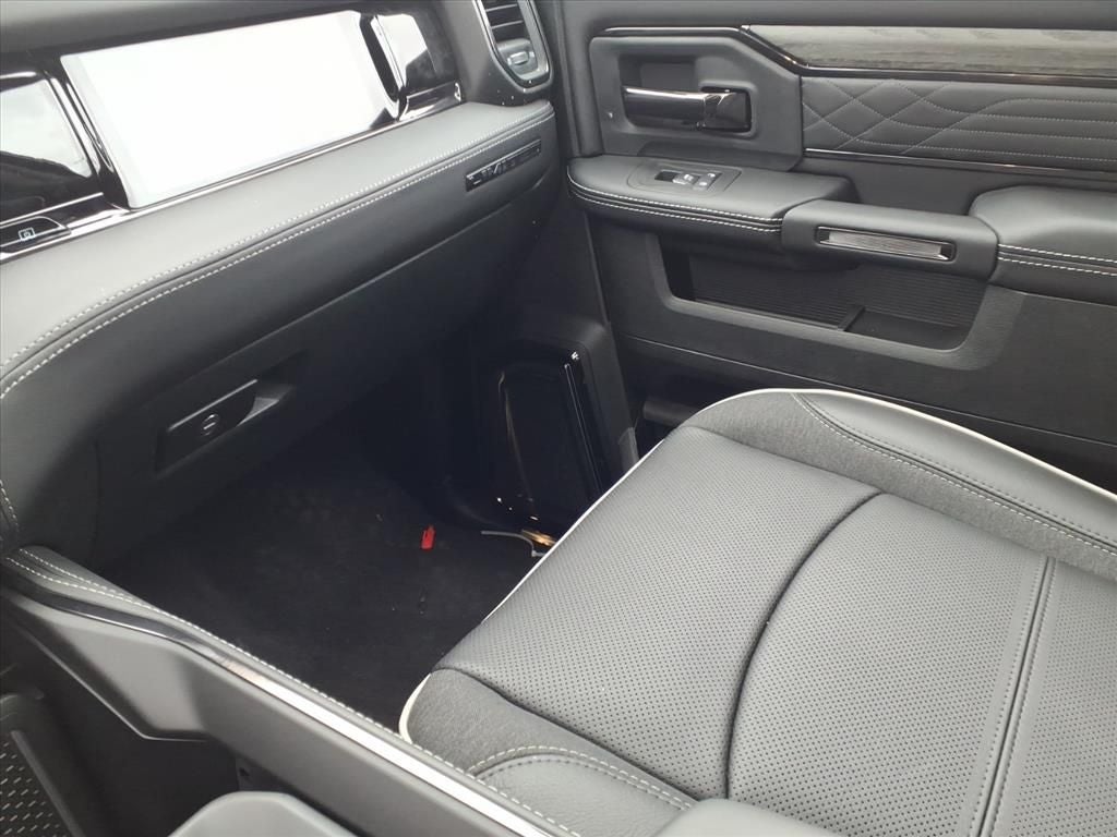 2026 RAM Ram 3500 RAM 3500 LIMITED CREW CAB 4X4 8' BOX