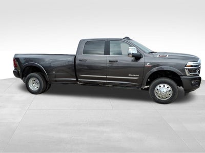 2026 RAM Ram 3500 RAM 3500 LIMITED CREW CAB 4X4 8' BOX