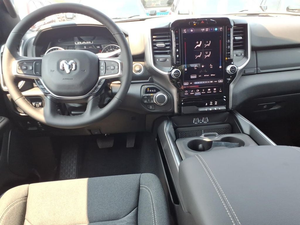 2026 RAM 1500 RAM 1500 BIG HORN CREW CAB 4X4 5'7' BOX