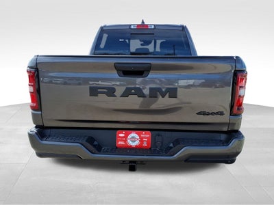 2026 RAM Ram 1500 RAM 1500 EXPRESS CREW CAB 4X4 5'7' BOX