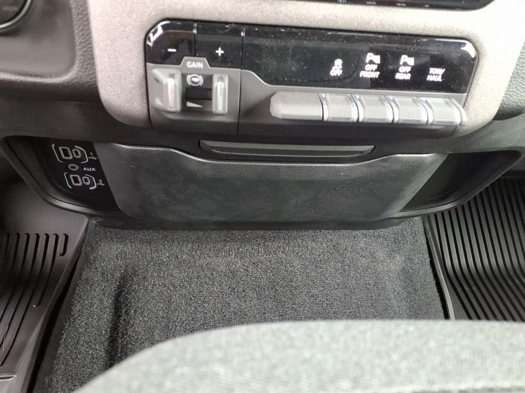 2026 RAM Ram 1500 RAM 1500 TRADESMAN CREW CAB 4X4 5'7' BOX