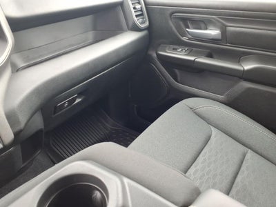 2026 RAM Ram 1500 RAM 1500 TRADESMAN CREW CAB 4X4 5'7' BOX