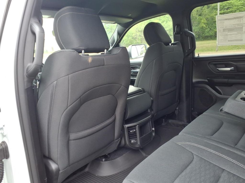 2026 RAM Ram 1500 RAM 1500 TRADESMAN CREW CAB 4X4 5'7' BOX