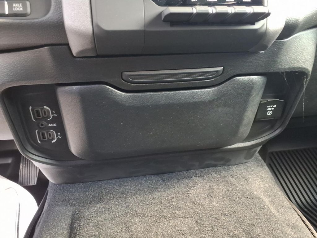 2026 RAM Ram 1500 RAM 1500 TRADESMAN CREW CAB 4X4 5'7' BOX