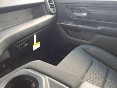 2026 RAM Ram 1500 RAM 1500 TRADESMAN CREW CAB 4X4 5'7' BOX