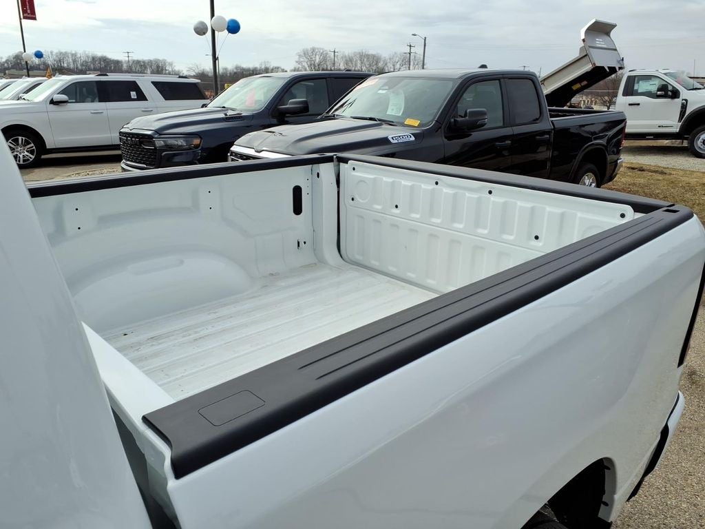 2026 RAM Ram 1500 RAM 1500 EXPRESS CREW CAB 4X4 5'7' BOX