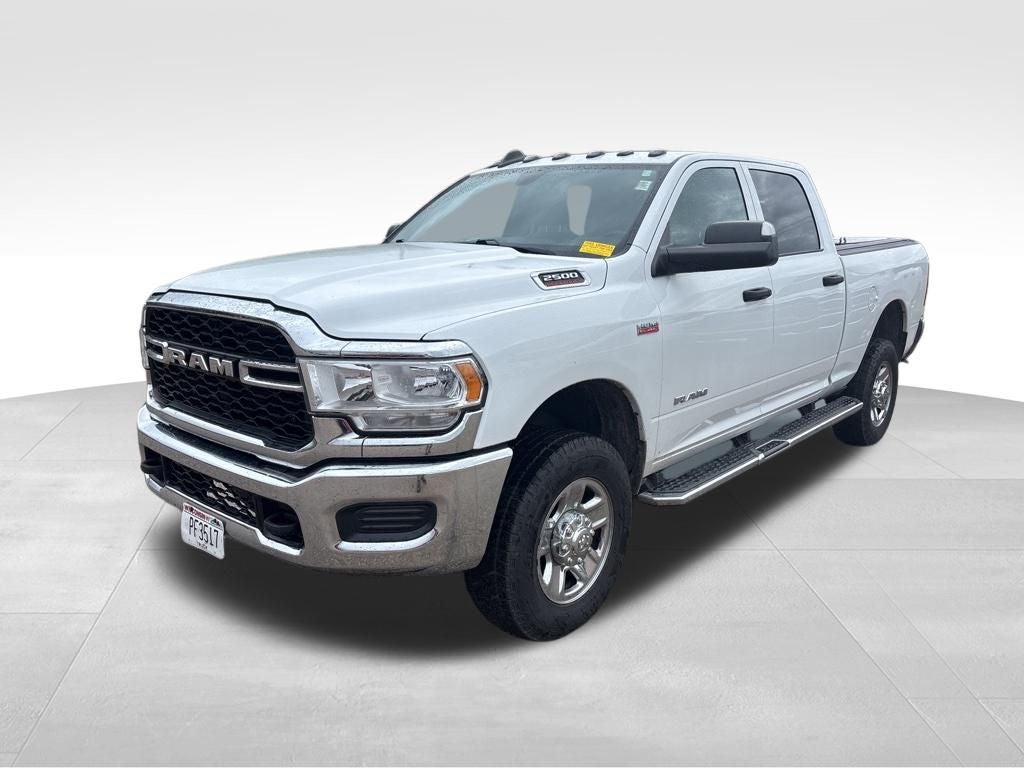 2022 RAM 2500 Tradesman Crew Cab 4x4 6'4' Box