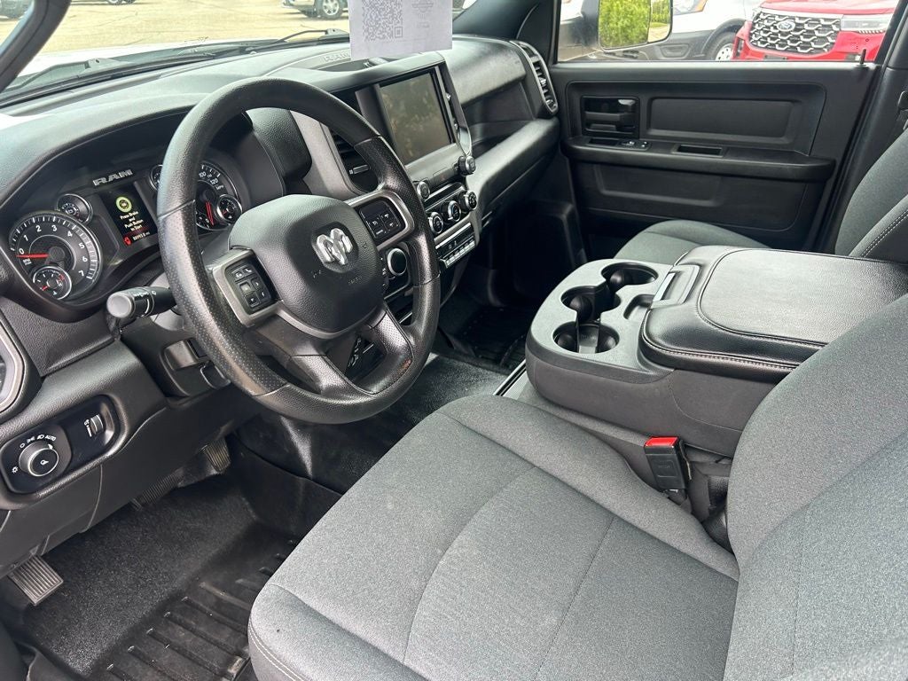 2022 RAM 2500 Tradesman Crew Cab 4x4 6'4' Box