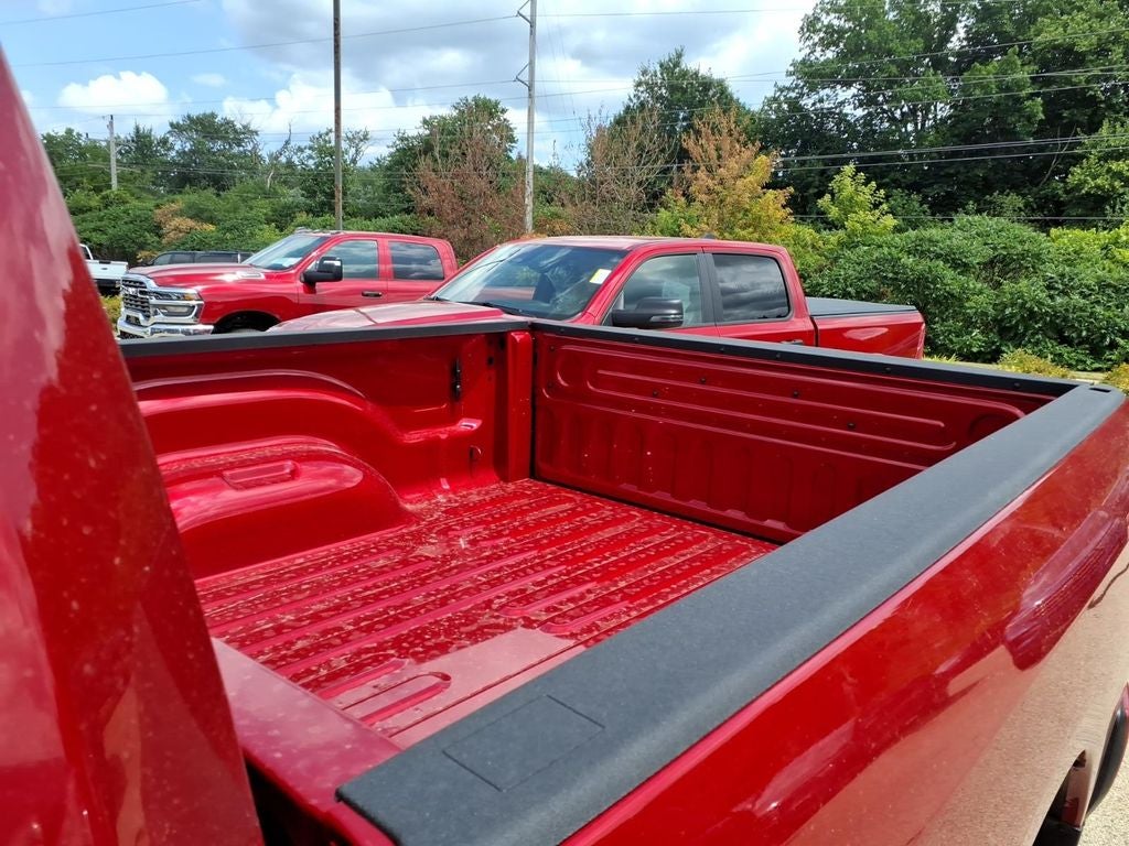 2026 RAM 2500 RAM 2500 BLACK EXPRESS CREW CAB 4X4 6'4' BOX