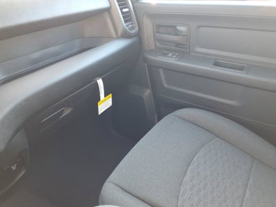 2027 RAM Ram 2500 RAM 2500 BLACK EXPRESS CREW CAB 4X4 6'4' BOX
