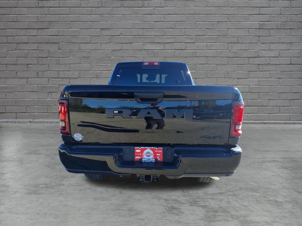 2027 RAM Ram 2500 RAM 2500 BLACK EXPRESS CREW CAB 4X4 6'4' BOX