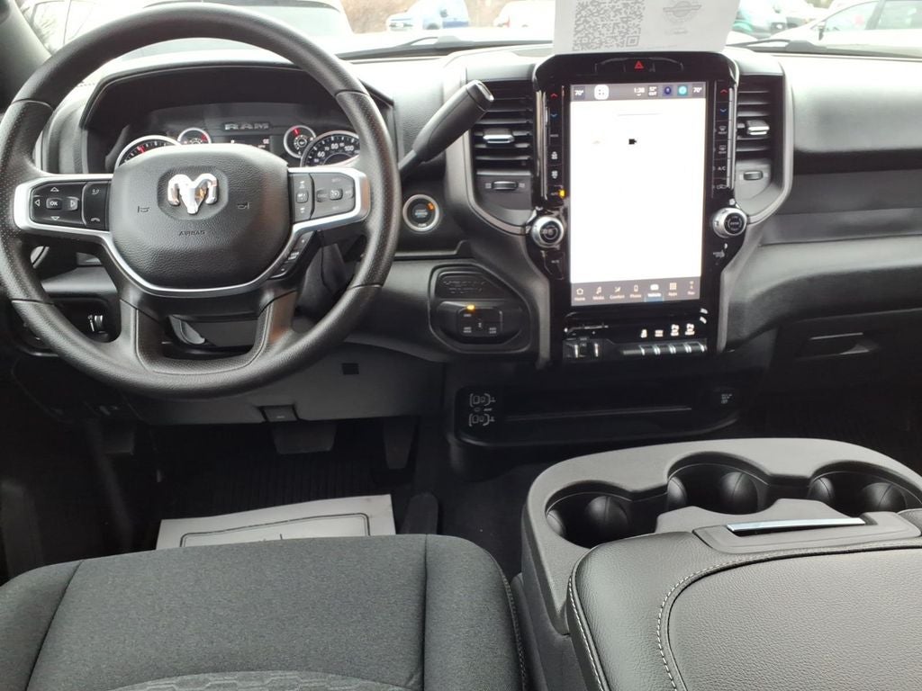 2026 RAM Ram 2500 RAM 2500 BLACK EXPRESS CREW CAB 4X4 6'4' BOX