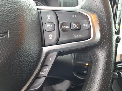 2026 RAM Ram 2500 RAM 2500 BLACK EXPRESS CREW CAB 4X4 6'4' BOX