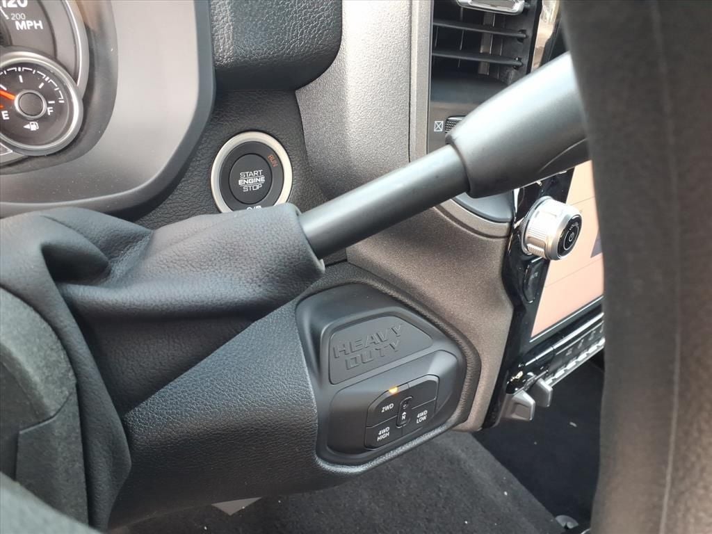 2026 RAM Ram 2500 RAM 2500 BLACK EXPRESS CREW CAB 4X4 8' BOX