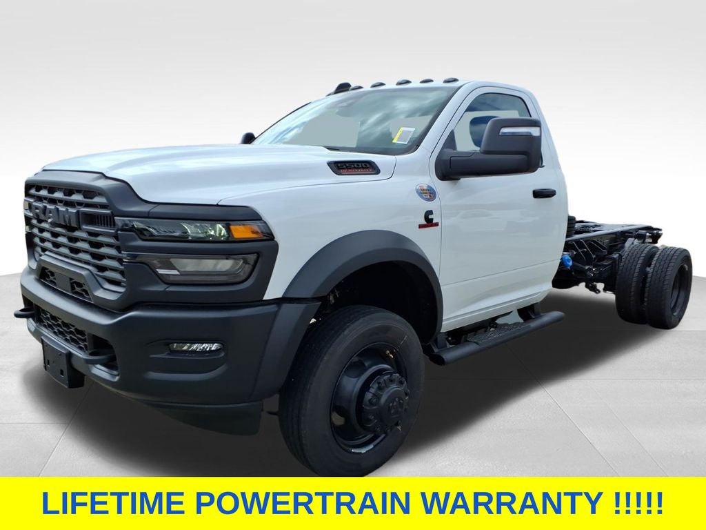 2026 RAM Ram 5500 Chassis Cab RAM 5500 TRADESMAN CHASSIS REGULAR CAB 4X4 84' CA