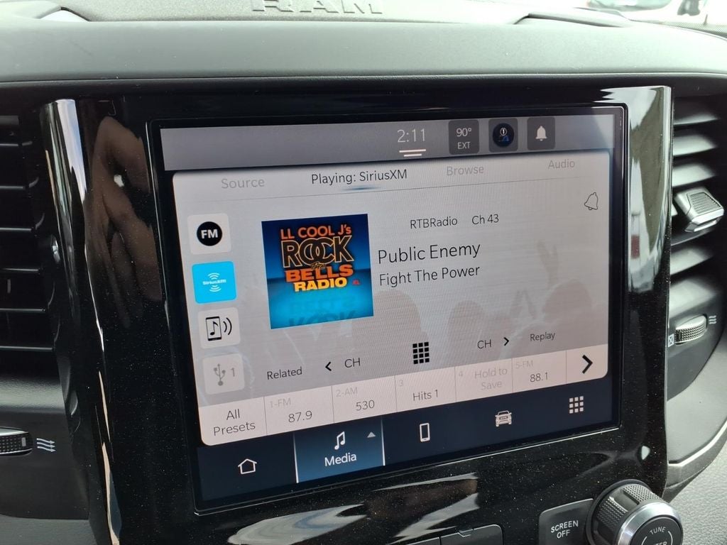 2026 RAM Ram 5500 Chassis Cab RAM 5500 TRADESMAN CHASSIS REGULAR CAB 4X4 84' CA