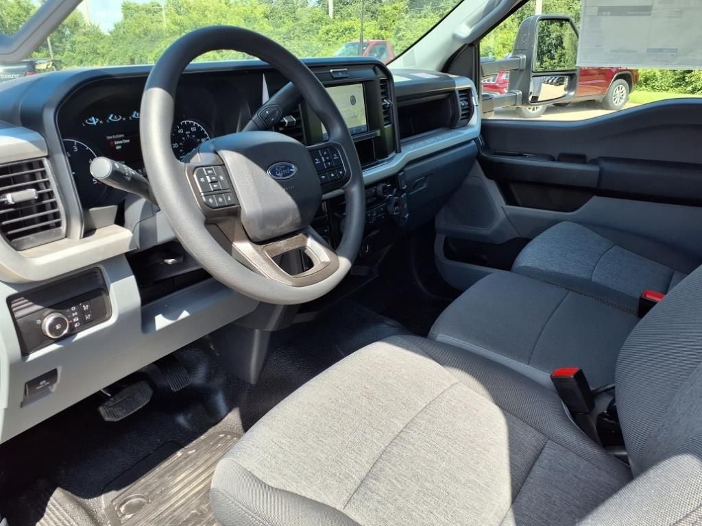 2025 Ford F-550SD XL DRW