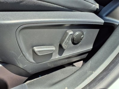 2025 Ford Escape Hybrid ST-Line