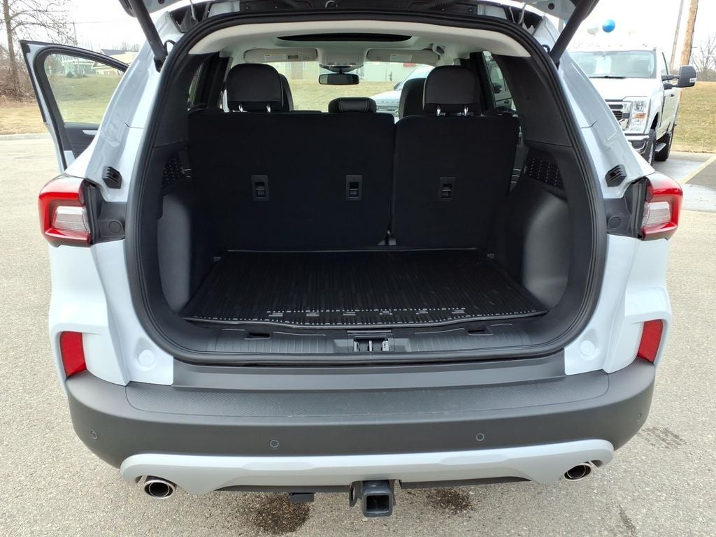 2026 Ford Escape Platinum