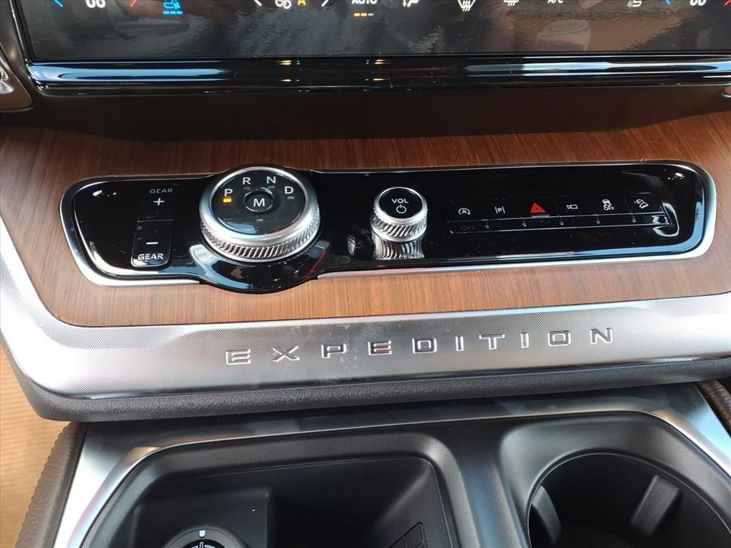 2025 Ford Expedition Max King Ranch