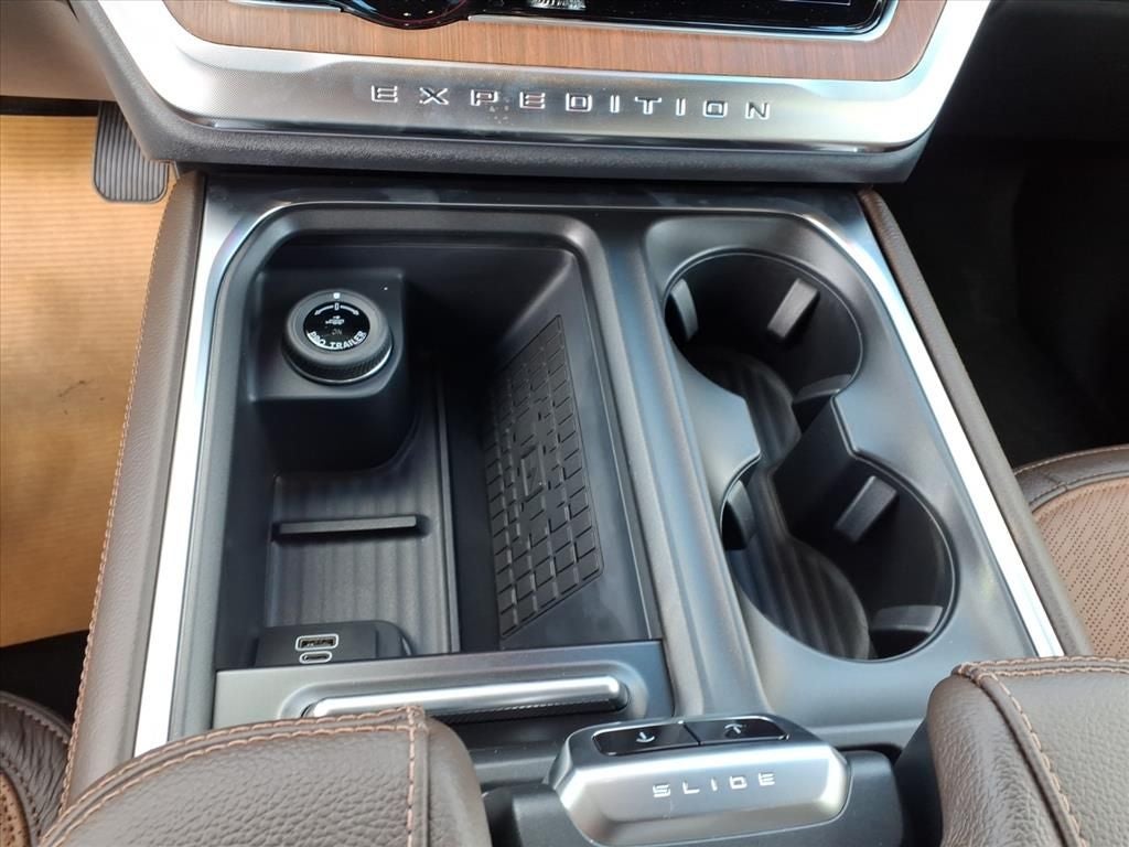 2025 Ford Expedition Max King Ranch