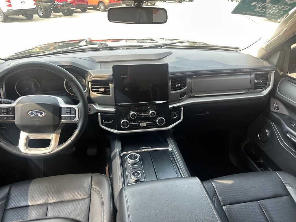 2023 Ford Expedition XLT