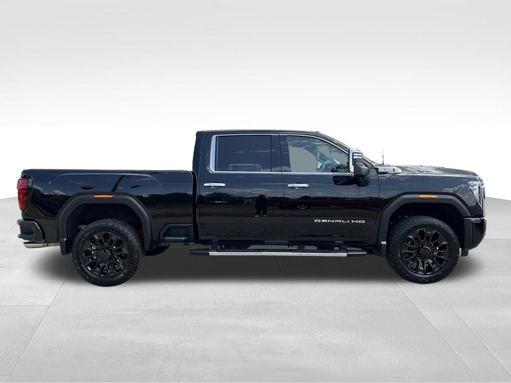 2025 GMC Sierra 2500HD Denali