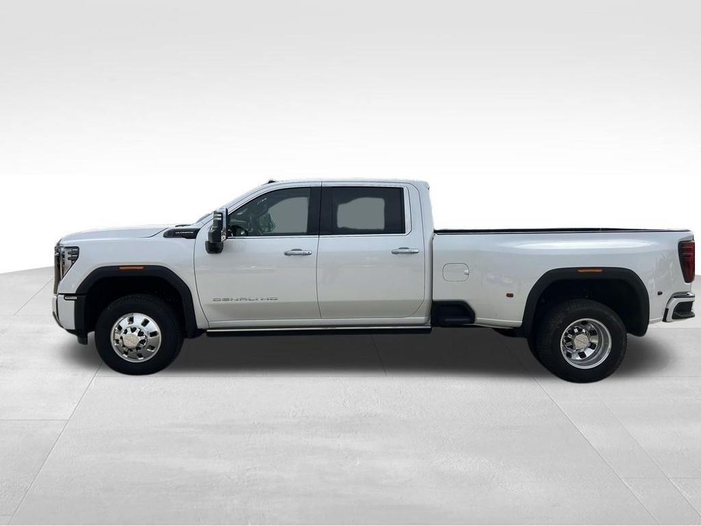 2025 GMC Sierra 3500HD Denali Ultimate