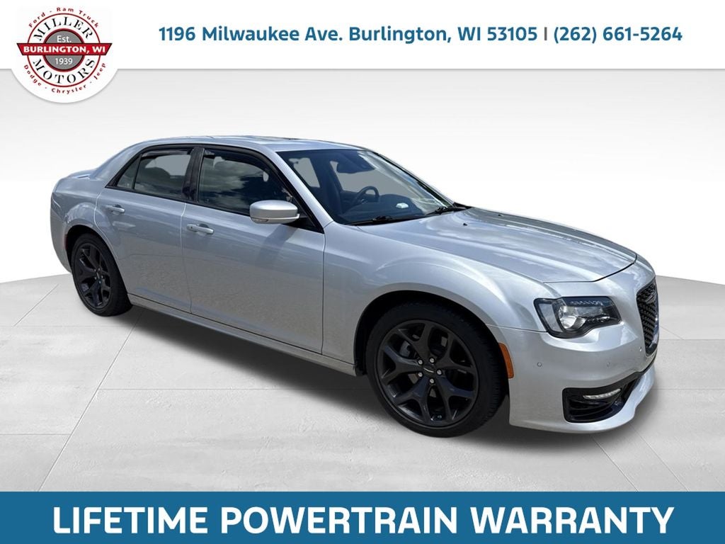 2023 Chrysler 300 S